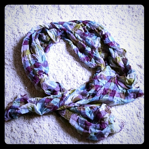 Scarf - Picture 1 of 1